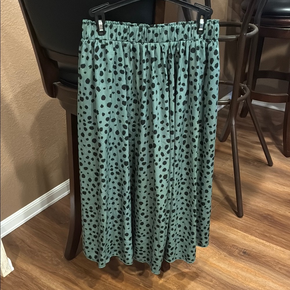 SHEIN Green Pleated A-Line Midi Skirt